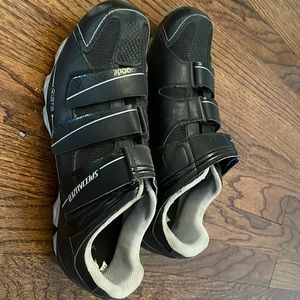 Specialized Riata cycling shoe (spin/mountain bike/road) size 10.5 or 42